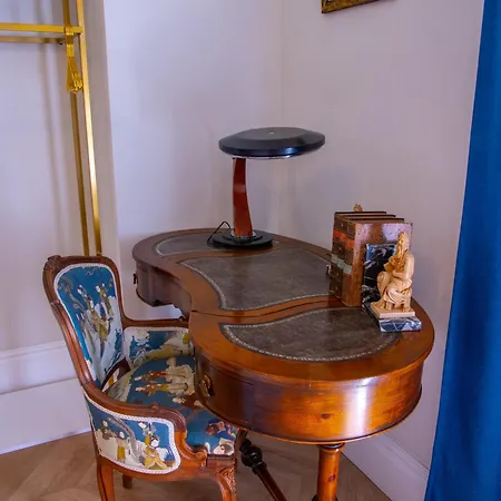 Pries Homes La Casa Azul Bed & Breakfast
